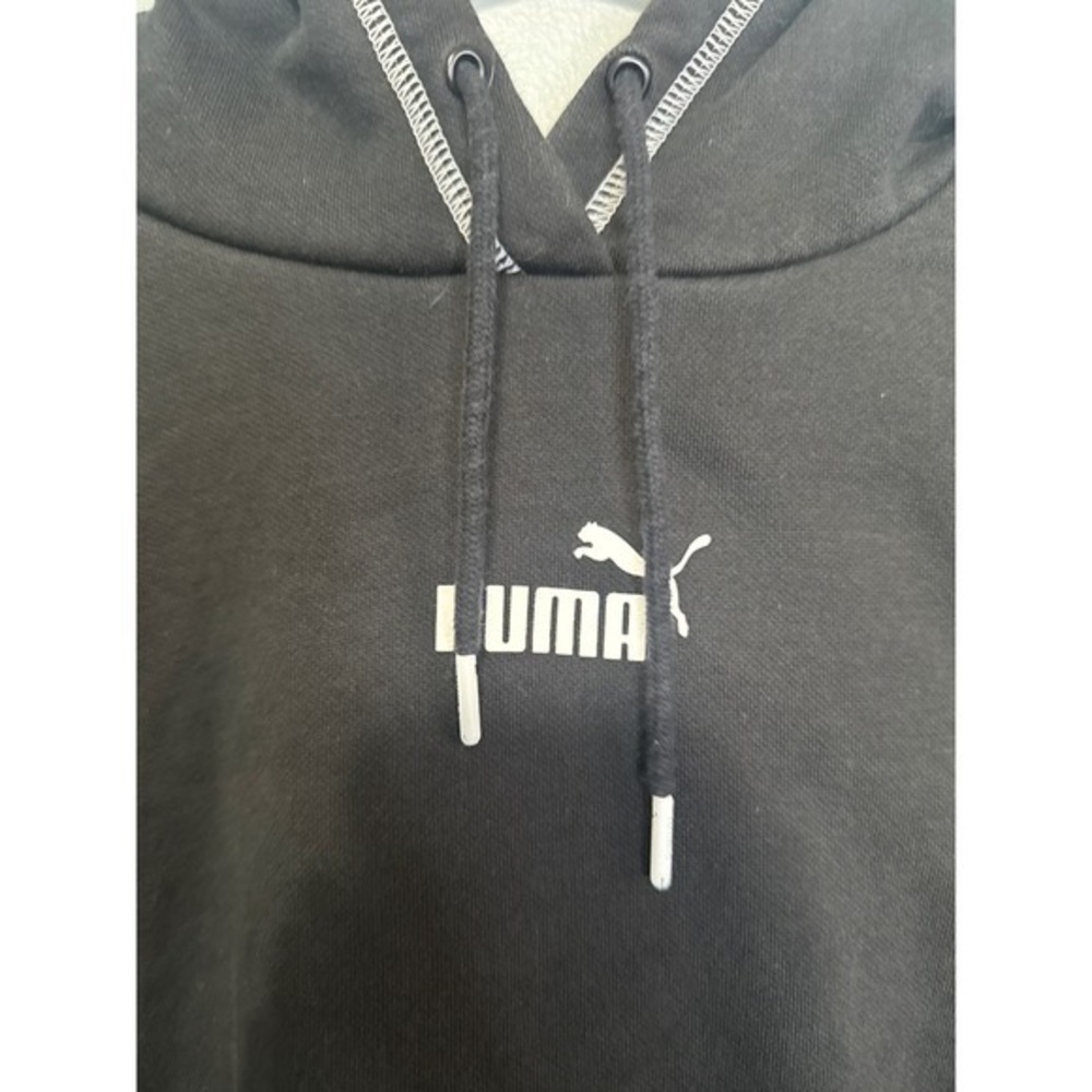 Black Crop Puma Sweatshirt - Picture 3 of 5